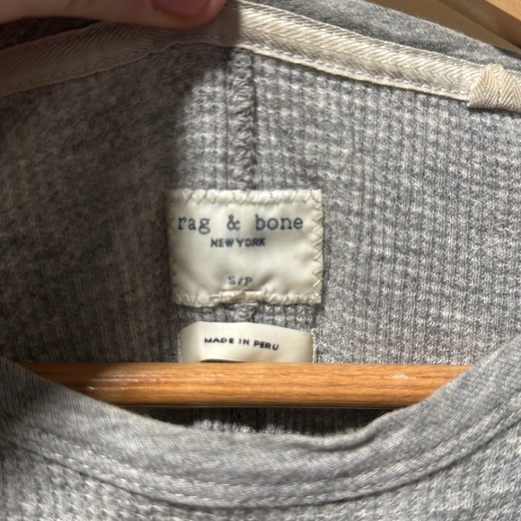 Rag & Bone light gray LS ribbed tee size small - Picture 2 of 5